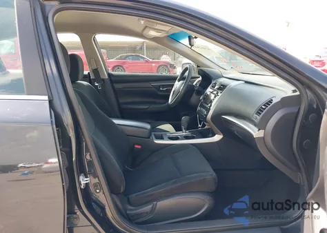 2015 Nissan Altima 2.5 S из США, поврежденный, VIN 1N4AL3AP3FN863840